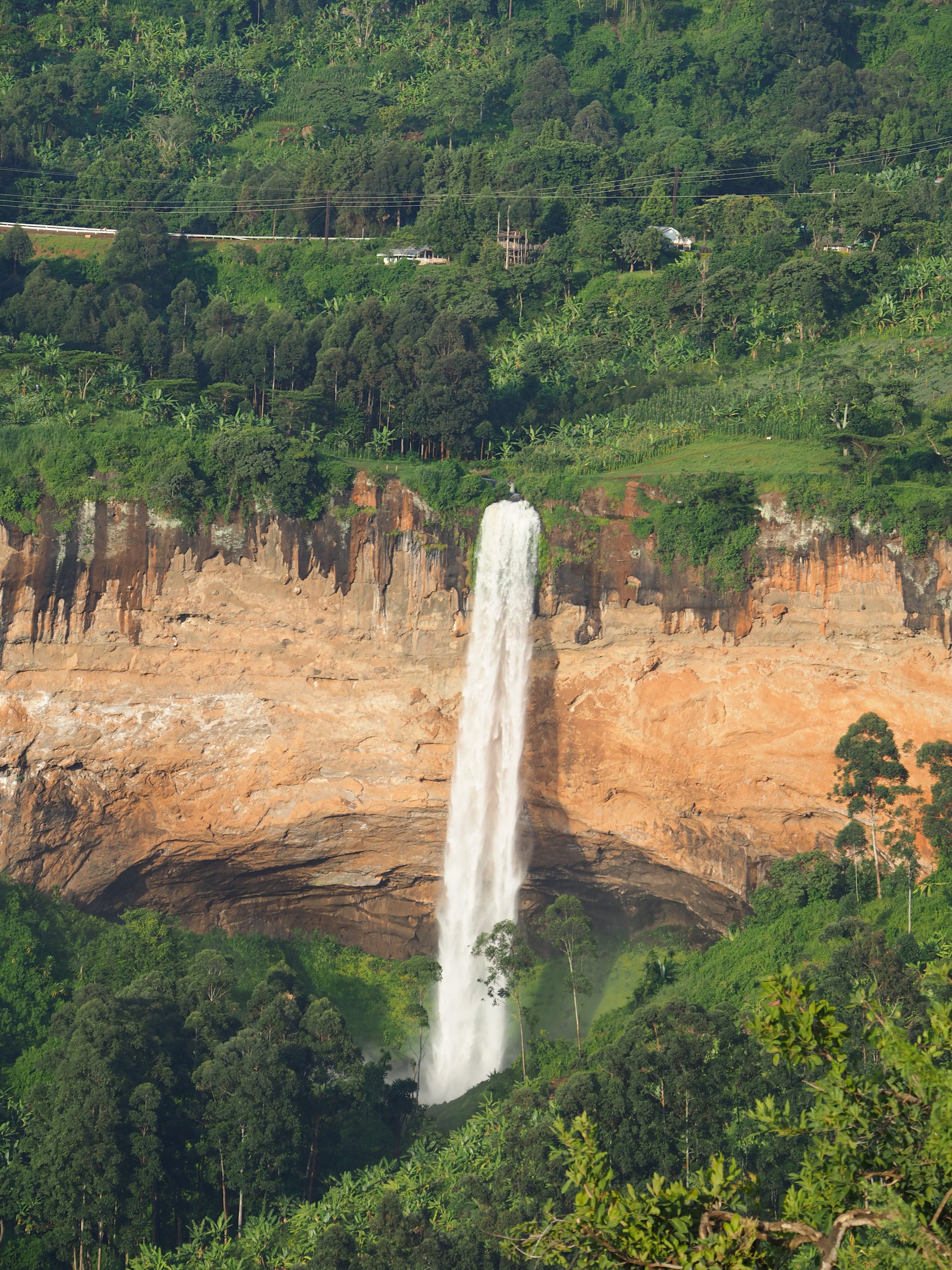 Sipi Falls 